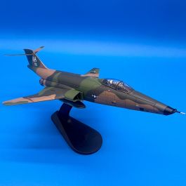 ホビーマスター 1/72 McDonnell RF-101 Voodoo RF-101C Voodoo 1:72 Diecast Model - Hobby Master HM-HA9301