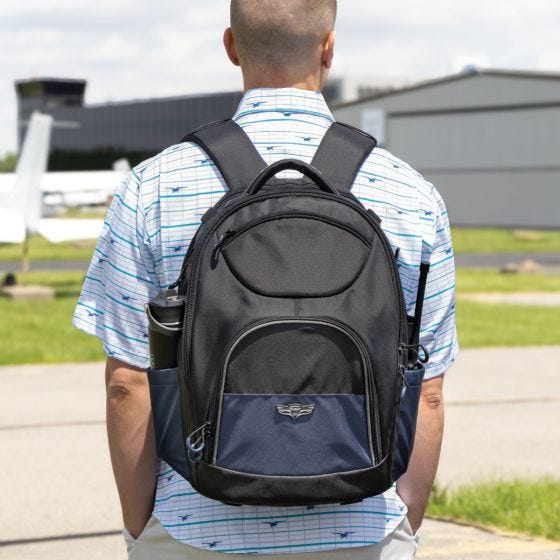 Flight Gear Tailwind Backpack for Pilots and Travelers 送料無料 : Flight Gear Tailwind Black and Gray Backpack for