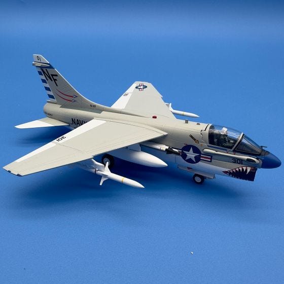 センチュリーウィングス A-7E コルセアII VA-93 (782945) センチュリーウィングス A-7E コルセアII VA-93 (782945) - メルカリ