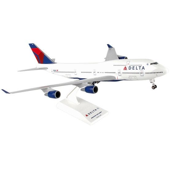 Delta Airlines Boeing 747-400 Model featured