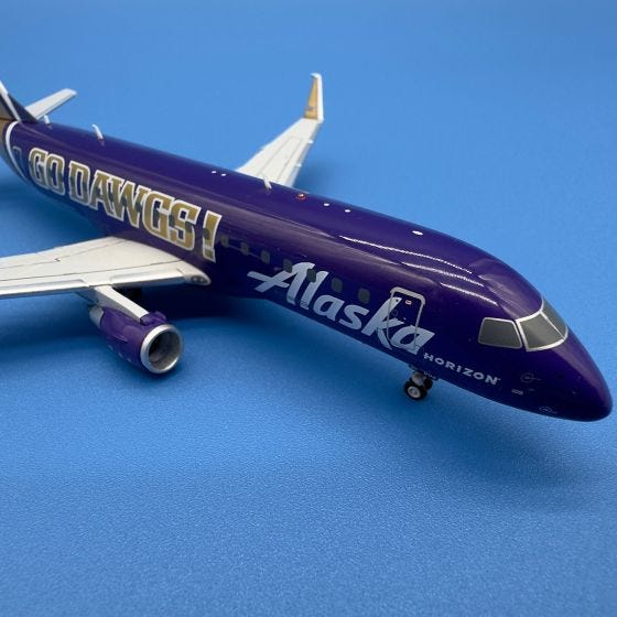 Horizon Air E175LR “Go Dawgs” Die-Cast Model