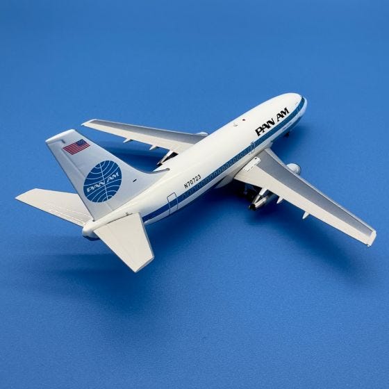 PAN AM Boeing 737-200 1/200 スケール 1:200 InFlight PAN AM BOEING 737-200 Passenger Airplane
