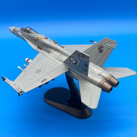 F/A-18C HORNET 1/32スケール Academy 1/32 FA-18C Hornet