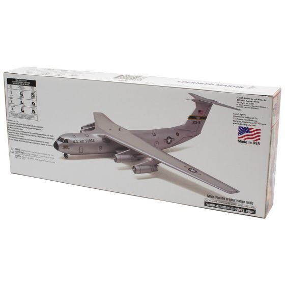 C-141 Starlifter Model Kit