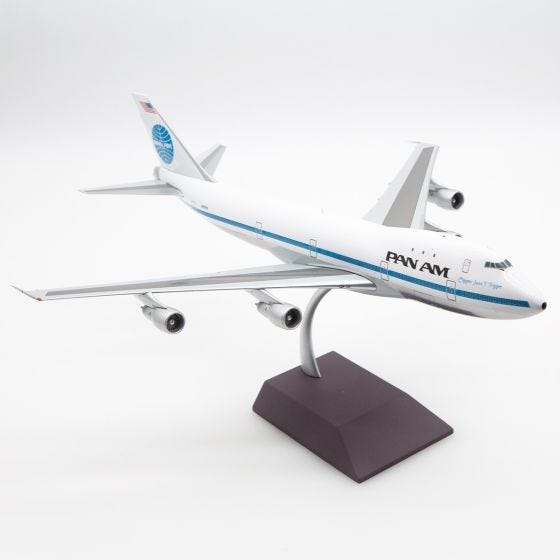 side view of the Pan Am Boeing 747-100 Clipper Juan T. Tripp Die-Cast Model on stand