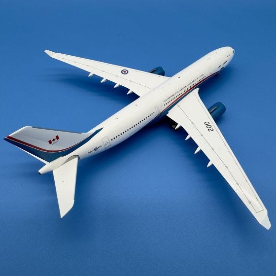 実物 美品  CANADIAN AIR FORCE　TYPEIII Airbus A330-200 CC-330 Husky Royal Canadian Air Force
