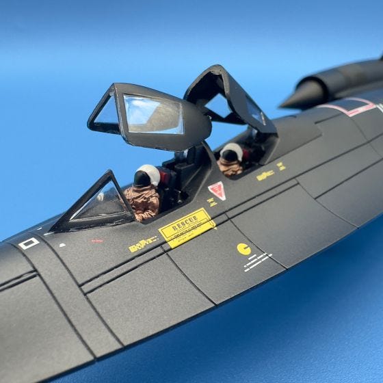 Century Wings 1:72 SR-71A Blackbird Diecast Model - USAF Skunk