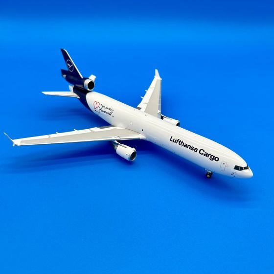 貨物機模型　UPS　MD-11F　1/400　　　　　く Amazon.com: ACE HOBBY GeminiJets for UPS Worldwide Services