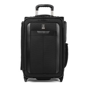 TravelPro® FlightCrew™5 18” Expandable Rollaboard® Bag