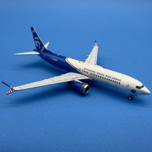 United Airlines Boeing 727-200 Friend Ship Die-Cast Model