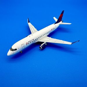 Airbus公式 A330neo  1/100 スケール ダイキャスト Maquette A330neo échelle 1:100