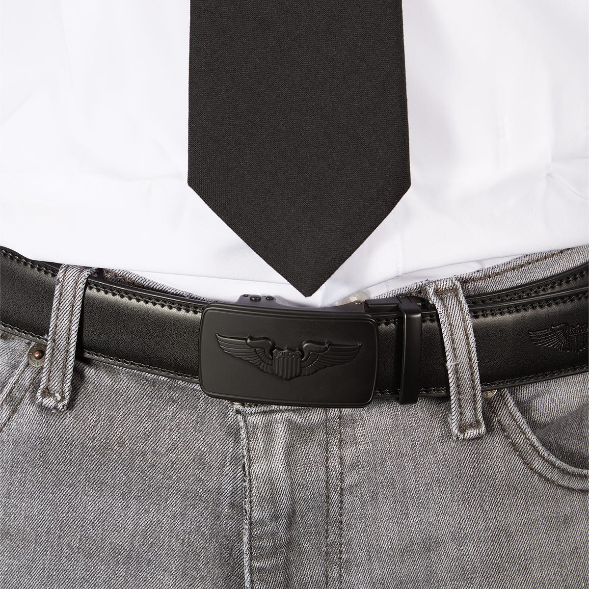 Introducing the Pilot Wings Belt from Sporty’s