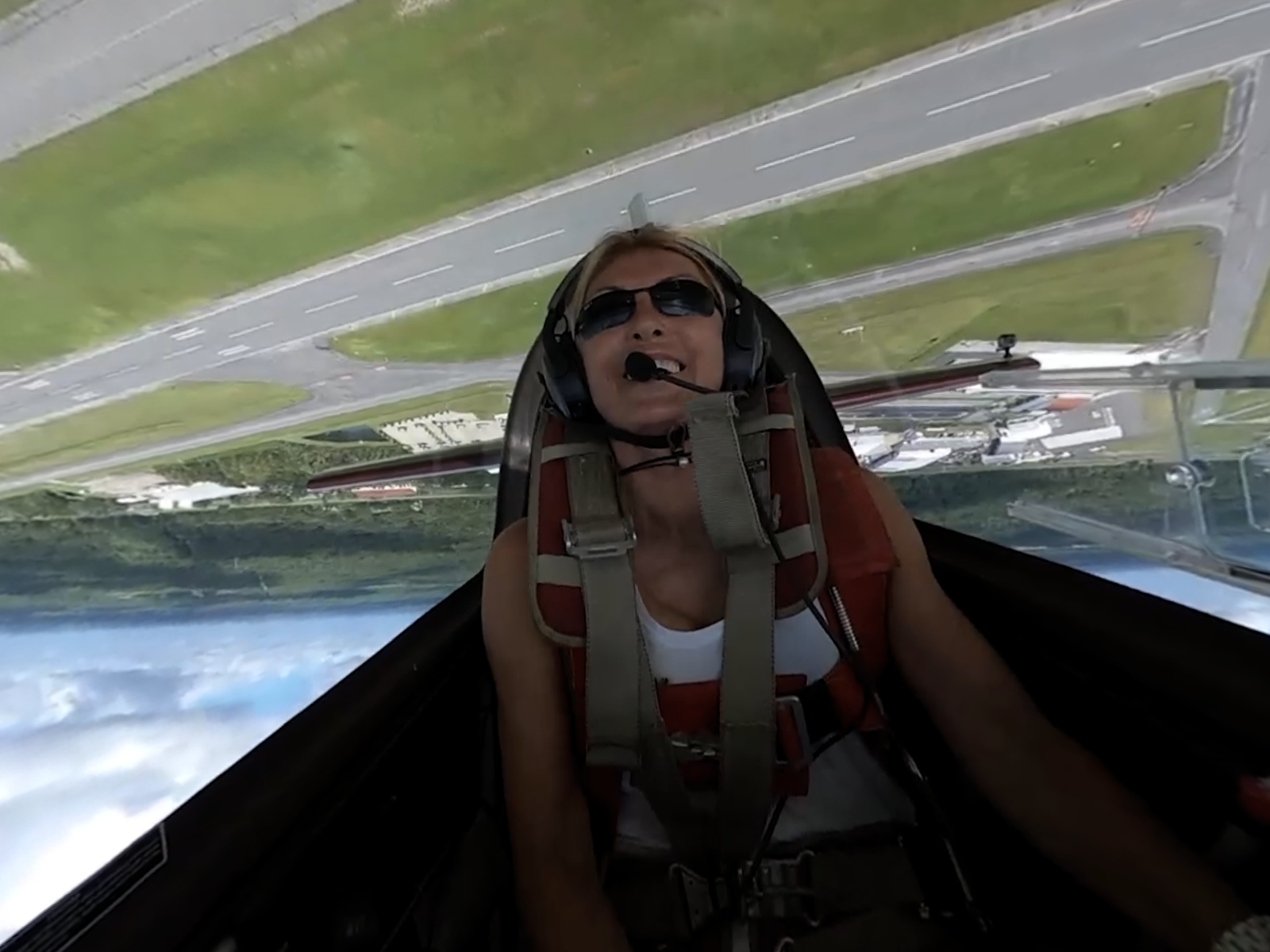 Sporty’s Launches Free Aerobatics App for Apple Vision Pro