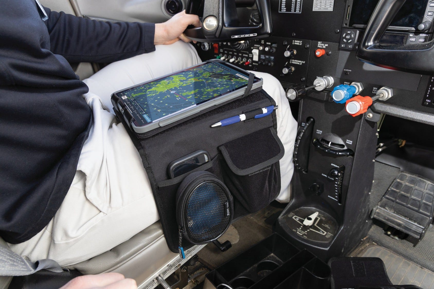 Sporty’s Introduces New Line of Flight Gear Kneeboards Designed for Today's Cockpit