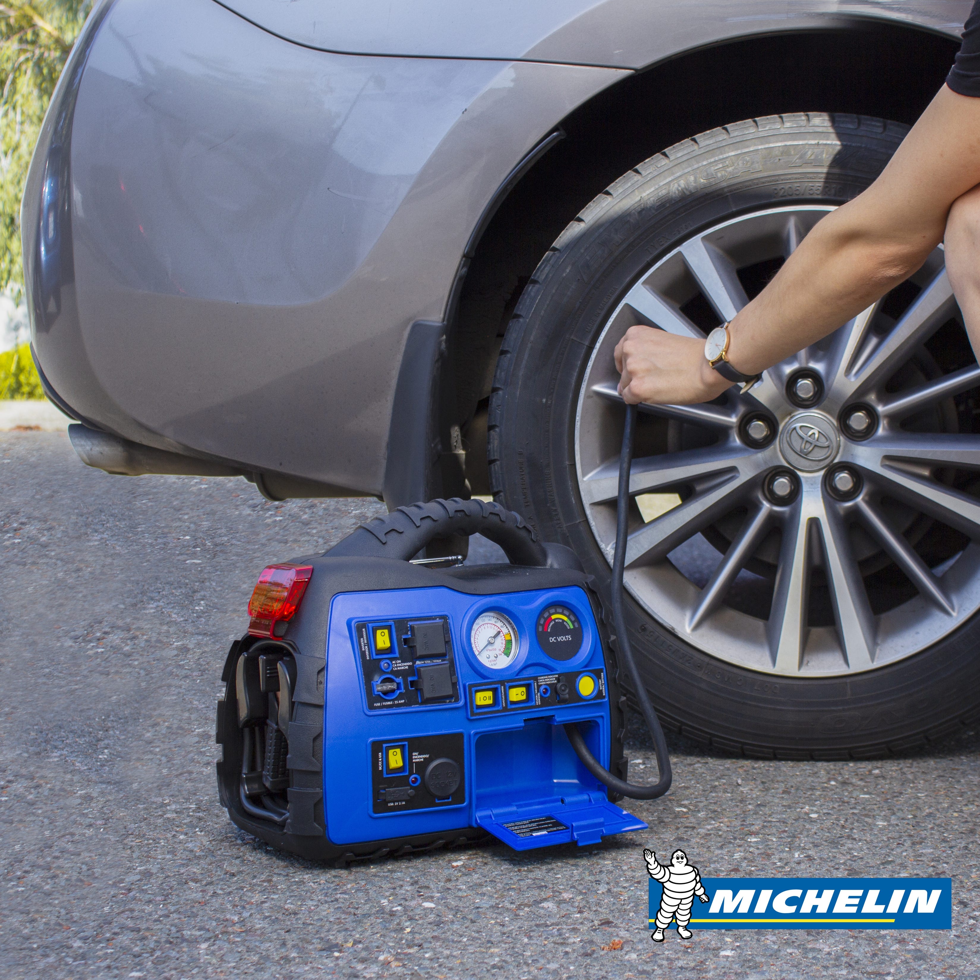 Michelin Emergency Power Pack / Jump Starter from Sporty's Tool Shop