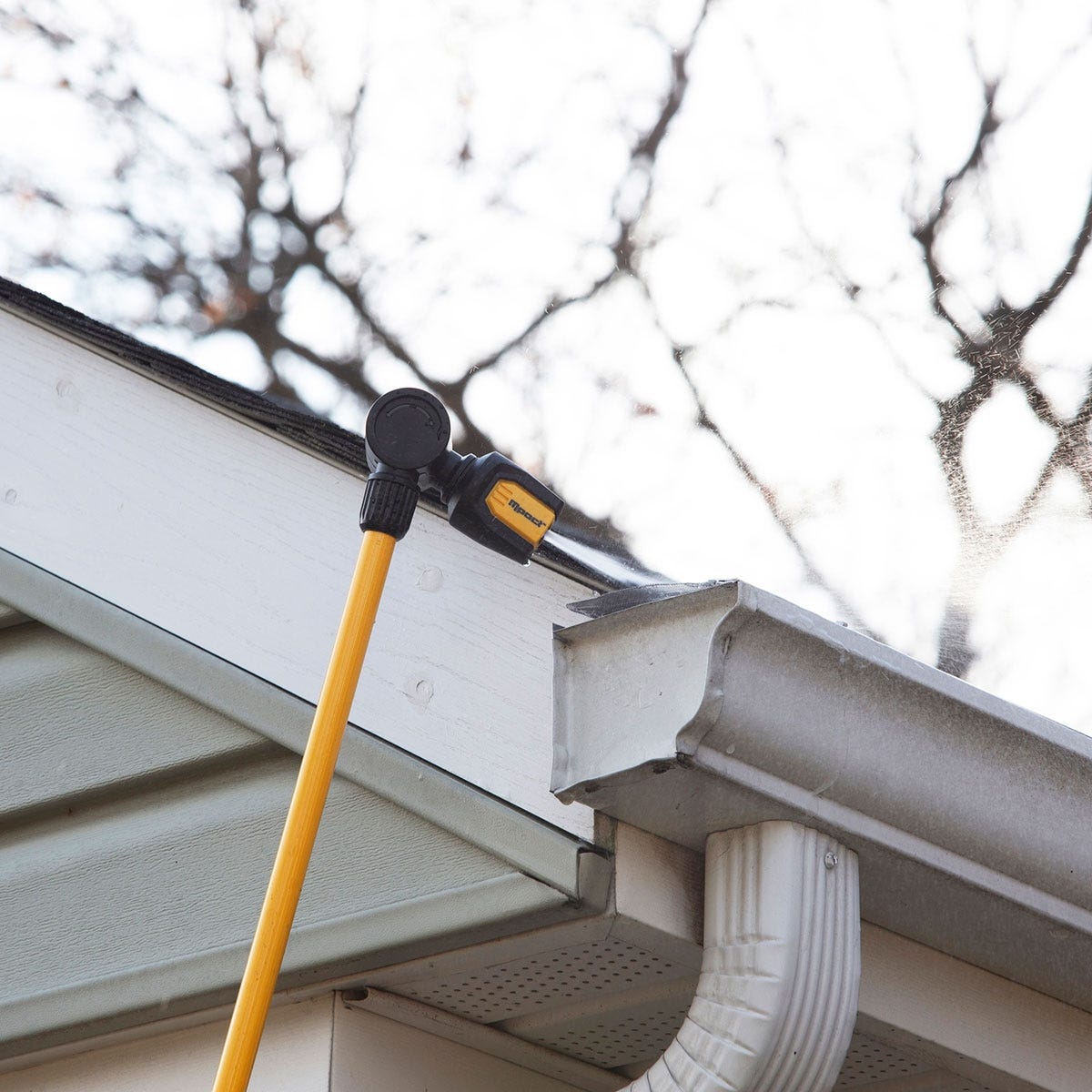 Pulsating Water Blaster Wand from Sporty's Tool Shop