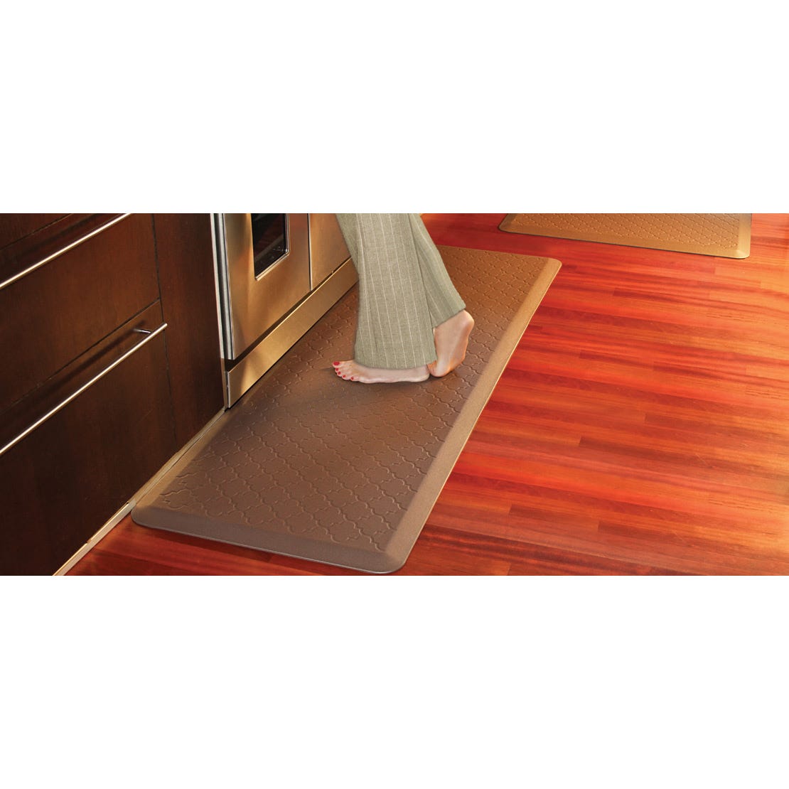 Trellis Wellness Mat (2 by 6 feet Patterned) from Sportys Preferred