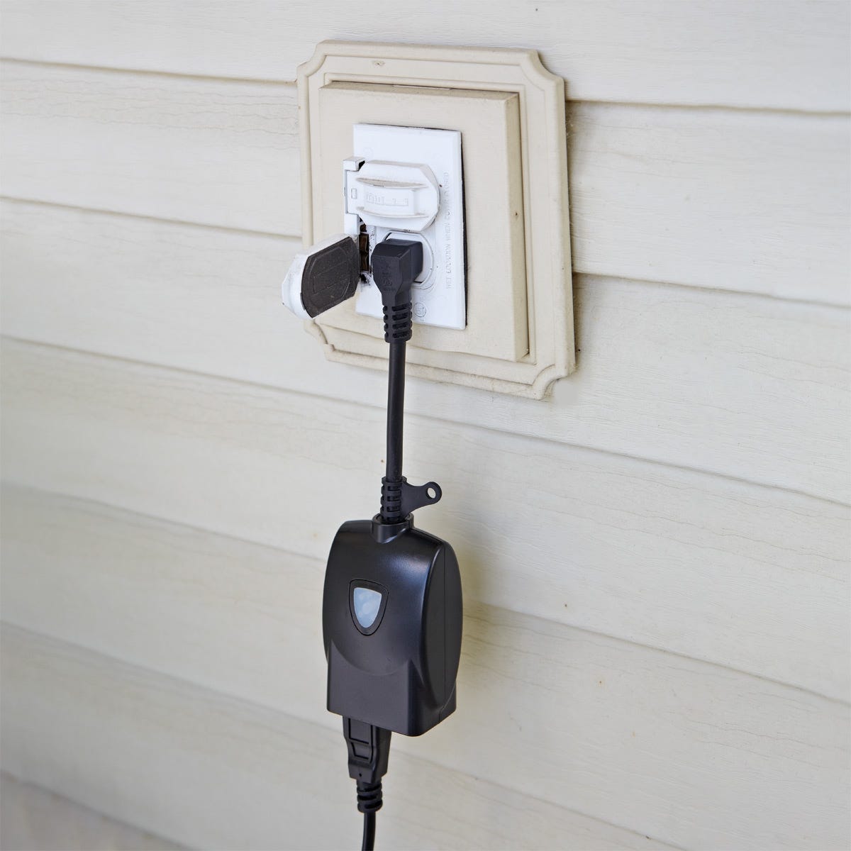 Wireless Outdoor Outlet Control from Sporty's Tool Shop