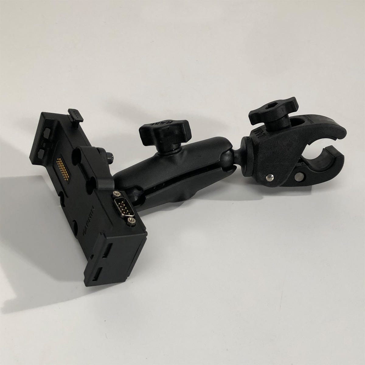 RAM Claw Yoke Mount for Garmin Aera 760 from Sporty's Pilot Shop