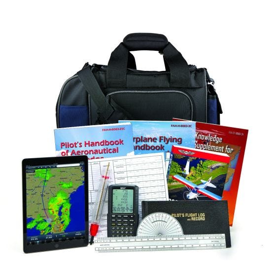 everything included with the Deluxe Learn To Fly Kit - Foreflight Edition
